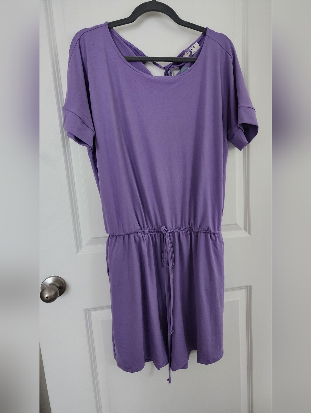 Zenana Lavender Short Sleeve Scoop Neck Tie Back Shorts Romper Size 1x. NWT.